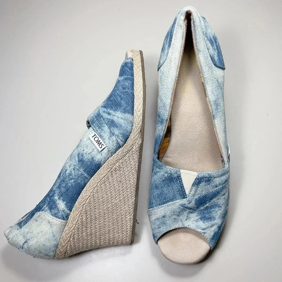 Toms  Tie Dye Denim Espadrille - Picture 3 of 8